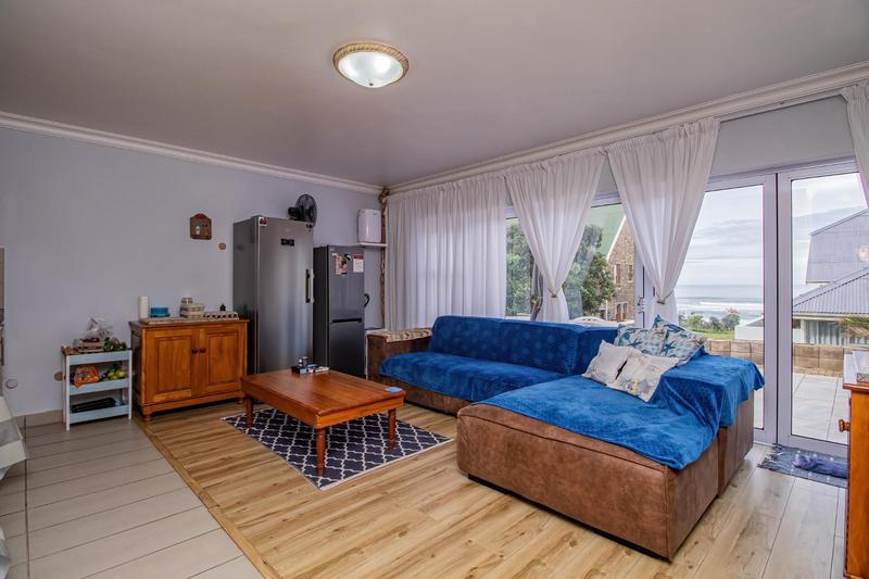 9 Bedroom Property for Sale in Outeniqua Strand Western Cape